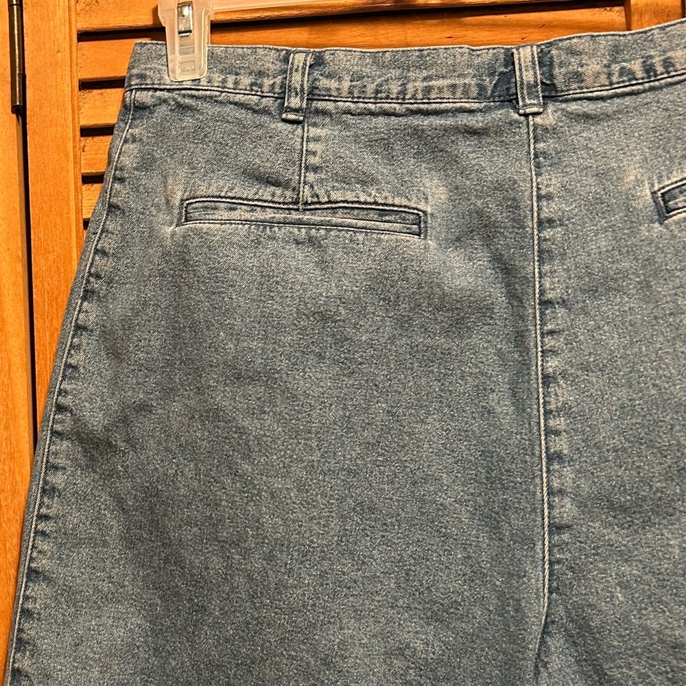 Vintage Jones New York Blue Denim Bermuda Shorts - Picture 10 of 12